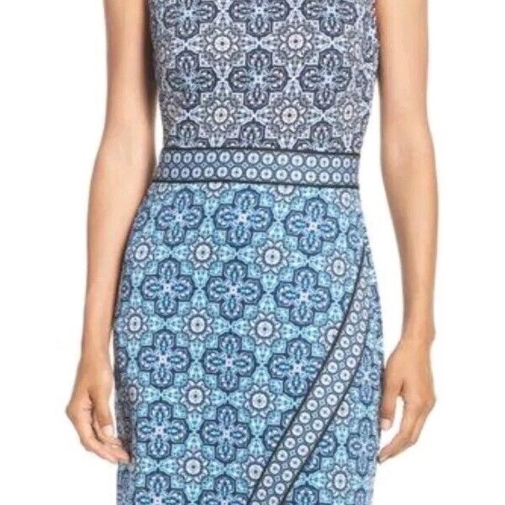 MAGGY LONDON sleeveless‎ dress blue and white back zipper size 4 cocktail party